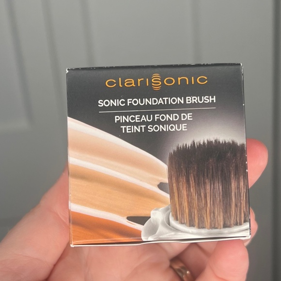 Clarisonic Sonic Foundation Brush NIB NEW - Picture 1 of 8